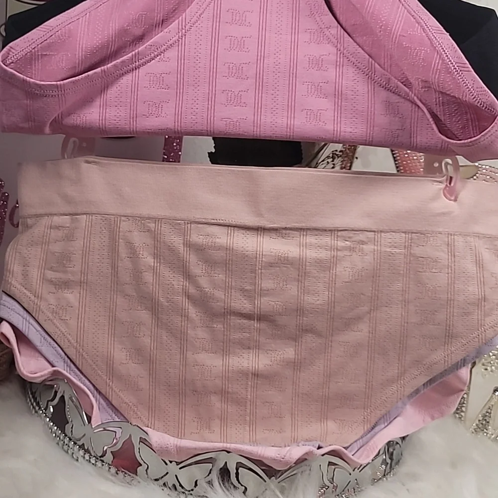 Juicy Couture 5 Pack Bikini Panties NWT  2105
